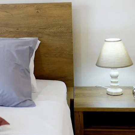 Palm Square 公寓 *