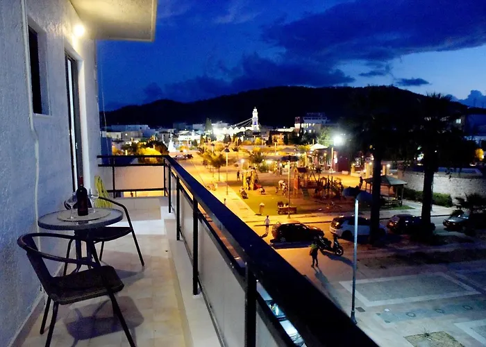 Palm Square شقة إياليسوس