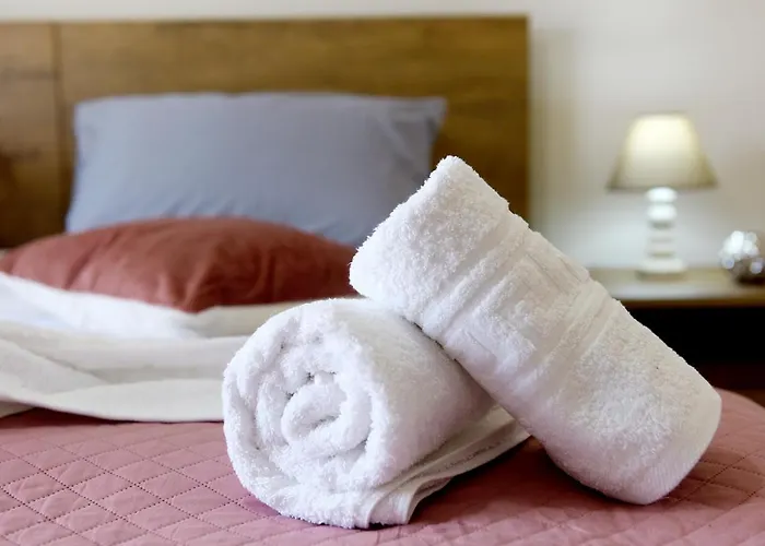 Palm Square * إياليسوس