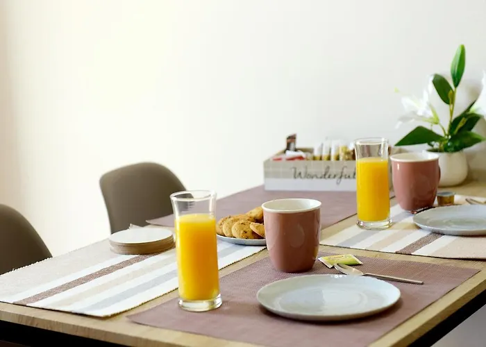 Palm Square * Ialysos (Rhodes)